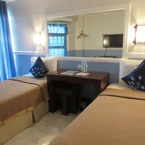 Hotel Oyster Plaza, Paranaque City